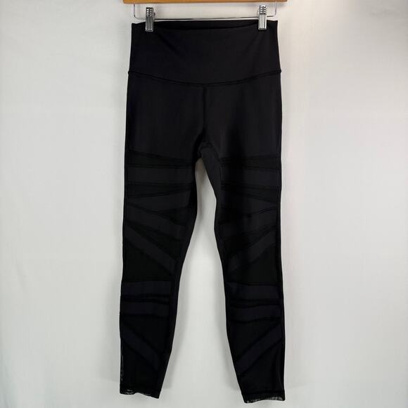 Lululemon High Times Crop *Tech Mesh Size 8 - Picture 1 of 16